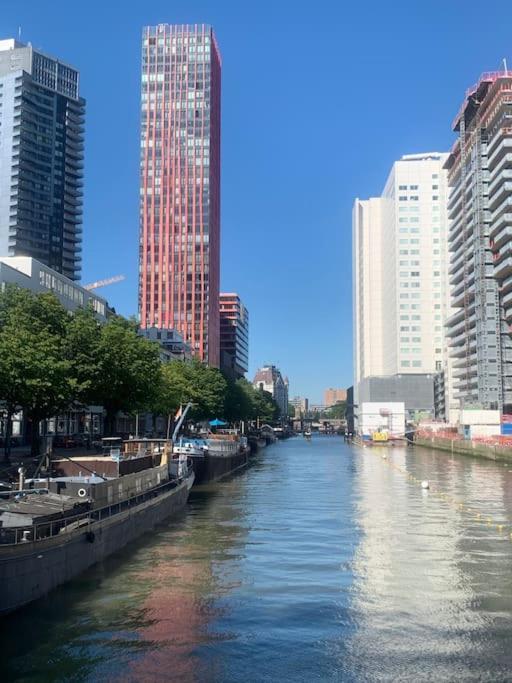 Apartamento Stunning View Apt Free Parking Róterdam Exterior foto