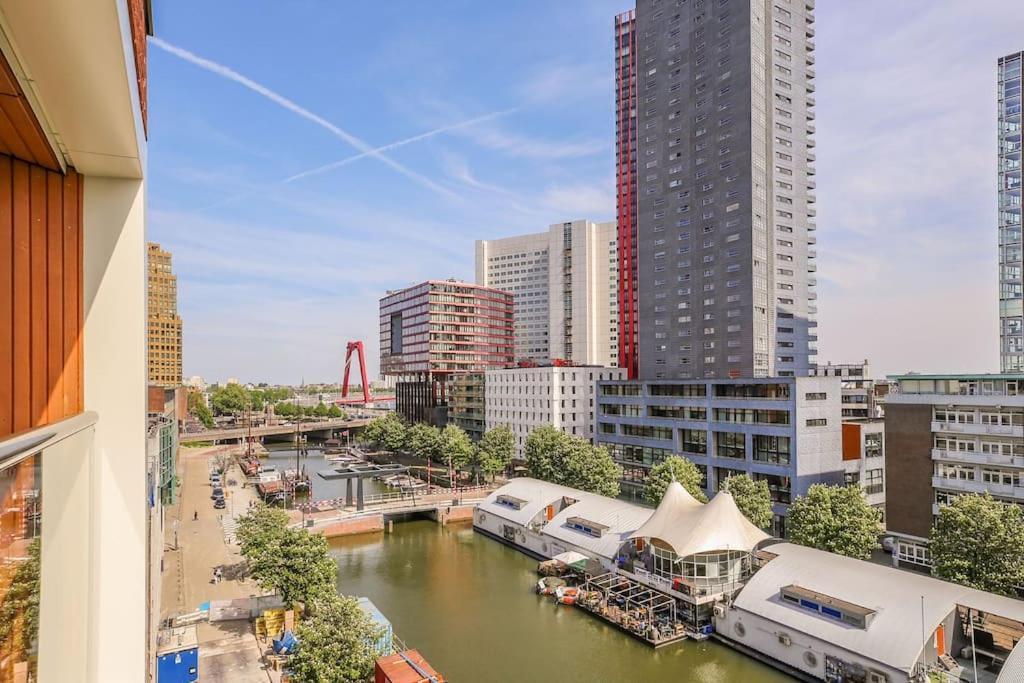 Apartamento Stunning View Apt Free Parking Róterdam Exterior foto